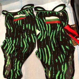 Lot of 2 Identical, TYR Diamondback Girls, Durafast Swimsuit,Both Size EU26, NWT